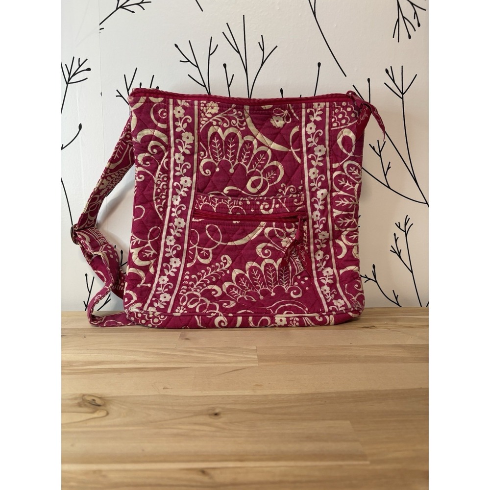 Vera Bradley Twirly Birds Pink Hipster Crossbody Breast‎ Cancer Awareness